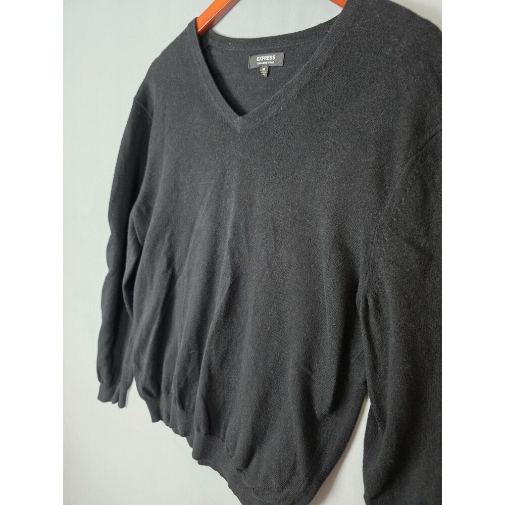 Express Cotton Marino Wool Medium Pullover Sweater V-neck Black Capsule Wardrobe